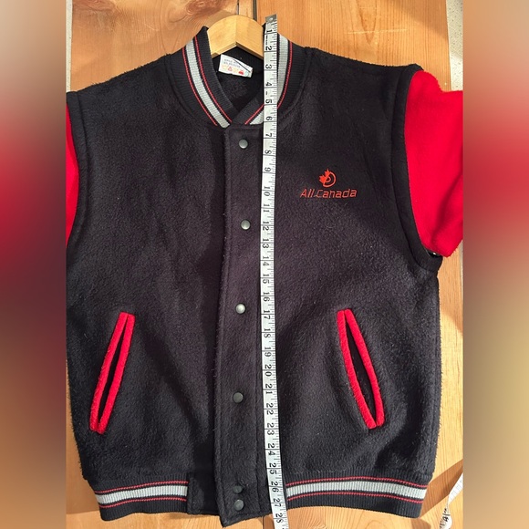 Vintage All Canada Varsity Letterman Jacket Zip Off Sleeves Red Black M - Picture 5 of 5